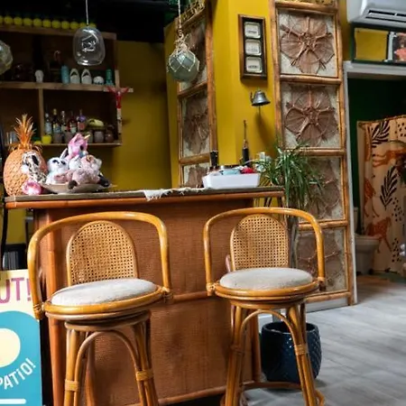 Tropical Tiki Hut Villa Louisville Exterior photo