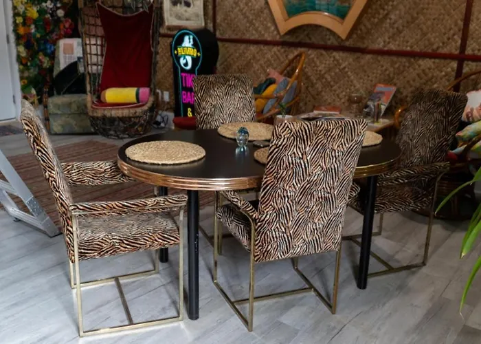 Tropical Tiki Hut